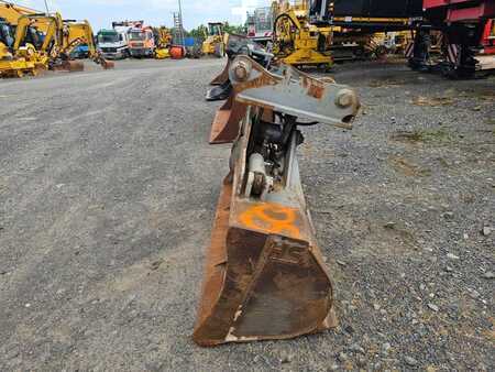 Vedlegg 0 OilQuick OQ 70 łyżka skarpowa | ditching slope bucket (9)