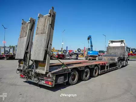 Muut 2007 Kempf 3 axle Semi | Tiefbett | Hydraulic ramps (1)