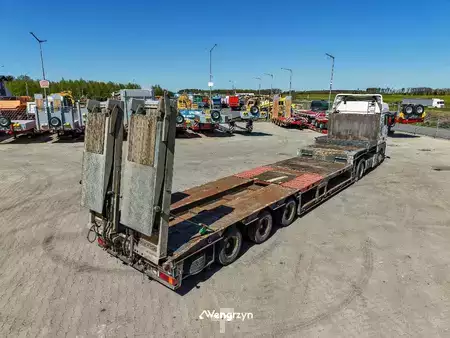 Muut 2007 Kempf 3 axle Semi | Tiefbett | Hydraulic ramps (15)