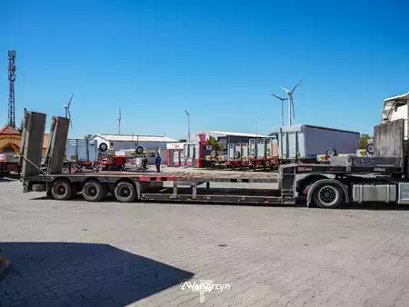 Muut 2007 Kempf 3 axle Semi | Tiefbett | Hydraulic ramps (7)