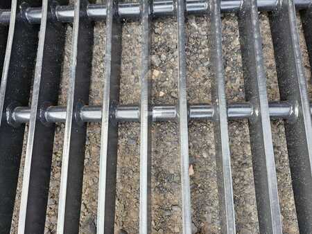 Vedlegg 2025 OilQuick OQ 65 łyżka przesiewająca | screening bucket (14)