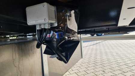 Ostatní 2025 MAX Trailer platforma z hydraulicznie opuszczaną i wysuwaną ra (12)