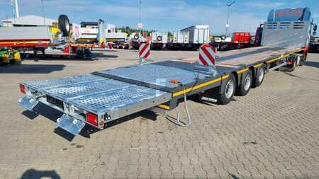 Ostatní 2025 MAX Trailer platforma z hydraulicznie opuszczaną i wysuwaną ra (14)