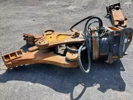 Přídavná zařízení 0 CNH CP 350 Nożyce kruszące hydrauliczne Lehnhoff MS21 (8)