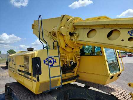 Rupsgraafmachines 1998 [div] Koparka gąsienicowa teleskopowa EWK TR 2212 LC (18)