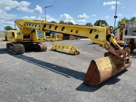 Rupsgraafmachines 1998 [div] Koparka gąsienicowa teleskopowa EWK TR 2212 LC (8)