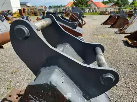 Osprzęt 0 Volvo S60 70cm Łyżka podsiębierna do koparki (16)