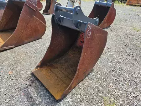 Osprzęt 0 Volvo S60 80cm Łyżka do koparki (1)