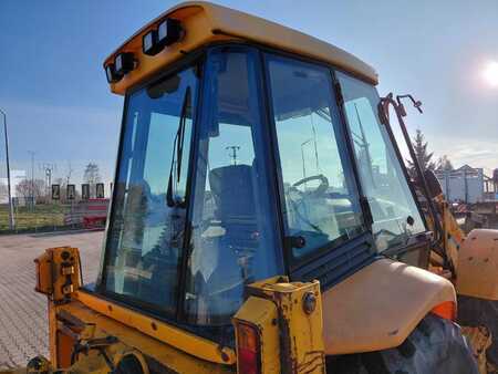 Starrer Baggerlader 1998 JCB 4 CX (13)