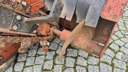 Lánctalpas kotrógép 0 [div] Koparka łańcuchowa DITCH WITCH 1620 KE (11)