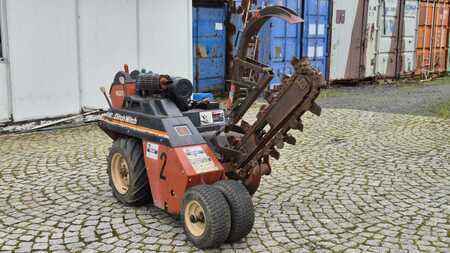 Lánctalpas kotrógép 0 [div] Koparka łańcuchowa DITCH WITCH 1620 KE (3)