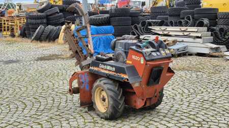 Lánctalpas kotrógép 0 [div] Koparka łańcuchowa DITCH WITCH 1620 KE (7)