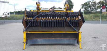 Ostatní 2017 Windhoff Zamiatarka do tłucznia | Ballast broom (1)