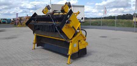 Ostatní 2017 Windhoff Zamiatarka do tłucznia | Ballast broom (11)