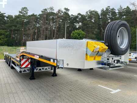 Ostatní 2025 MAX Trailer 4 osiowe semi, rozciągane hydrauliczne skręt osi (3)
