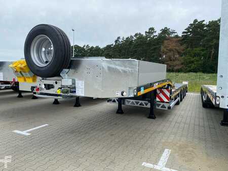 Ostatní 2025 MAX Trailer 4 osiowe semi, rozciągane hydrauliczne skręt osi (5)