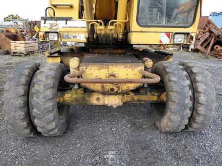 Pelle sur pneus 1992 Liebherr A 900 + Greifer | Chwytak (10)