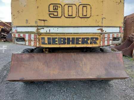 Pelle sur pneus 1992 Liebherr A 900 + Greifer | Chwytak (11)