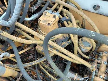 Pelle sur pneus 1992 Liebherr A 900 + Greifer | Chwytak (20)