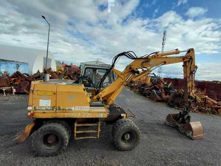 Pelle sur pneus 1992 Liebherr A 900 + Greifer | Chwytak (3)