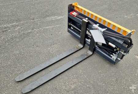 Implementos 2025 [div] PFA-11-3300G Hydraulische Palettengabel (4)