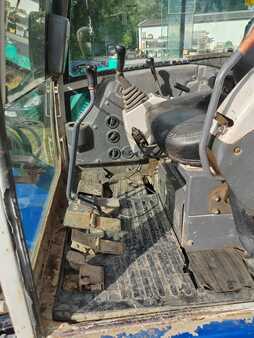 Lánctalpas kotrógép 2012 IHI 55NS (14)