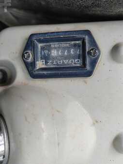 Lánctalpas kotrógép 2012 IHI 55NS (27)