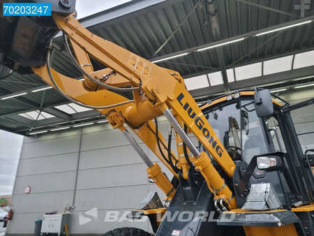 LiuGong CLG835H 329 HOURS - CE/EPA CERTIFIED