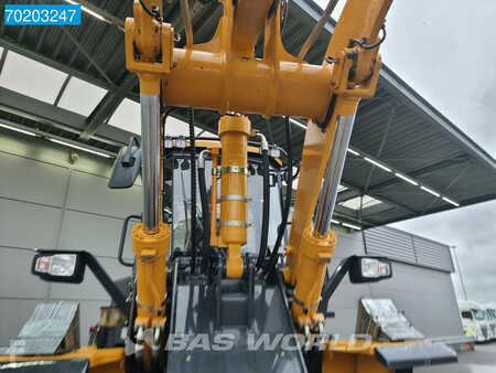 LiuGong CLG835H 329 HOURS - CE/EPA CERTIFIED