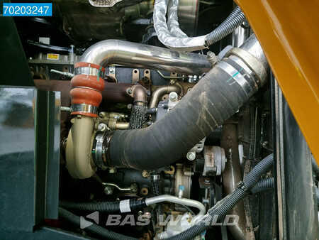 LiuGong CLG835H 329 HOURS - CE/EPA CERTIFIED