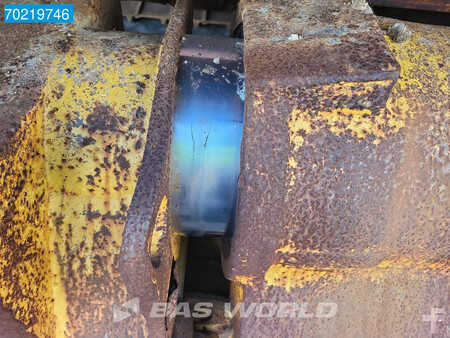 Telaketjupuskutraktorit 1990 Caterpillar D8 N (17)