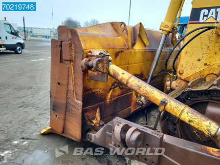 Telaketjupuskutraktorit 0 Caterpillar D8 L (15)