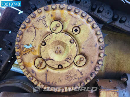 Telaketjupuskutraktorit 0 Caterpillar D8 L (19)