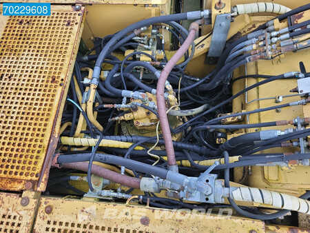 Rupsgraafmachines 1999 Caterpillar 330 B L UHD - 2X BOOMS - DEMOLITION (32)