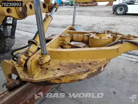 Niveladoras 0 Caterpillar 140 H RIPPER - PUSH BLOCK (12)