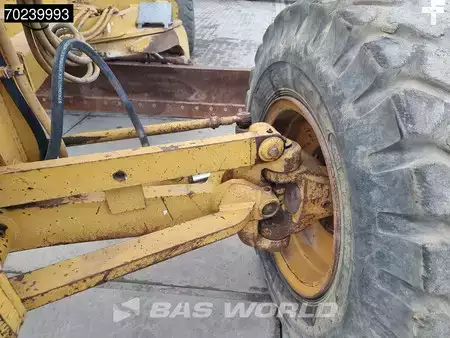 Niveladoras 0 Caterpillar 140 H RIPPER - PUSH BLOCK (18)
