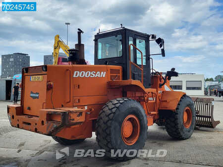 Radlader 1998 Doosan MG250 -3 9999 INCL JIB (5)