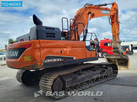 Kettenbagger 2016 Doosan DX300 LC-5 (3)