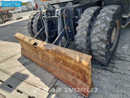 Escavadora de rodas 2013 Case WX168 OUTRIGGERS - BLADE (16)