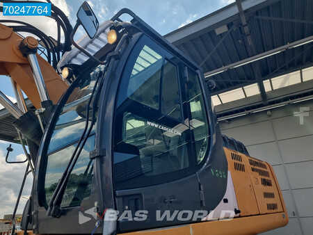 Escavadora de rodas 2013 Case WX168 OUTRIGGERS - BLADE (20)