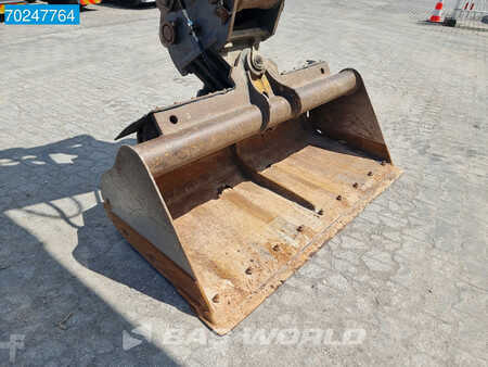 Escavadora de rodas 2013 Case WX168 OUTRIGGERS - BLADE (27)