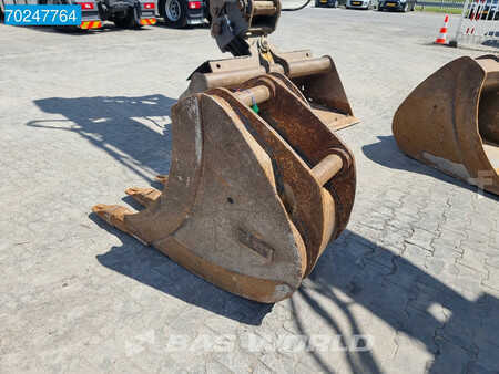 Escavadora de rodas 2013 Case WX168 OUTRIGGERS - BLADE (32)