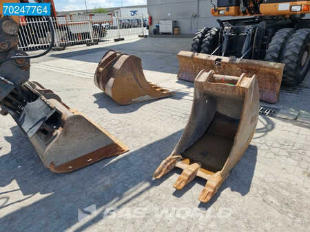 Escavadora de rodas 2013 Case WX168 OUTRIGGERS - BLADE (33)
