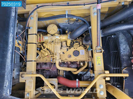 Kettenbagger 2017 Caterpillar 335 FLCR (20)