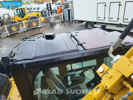 Kettenbagger 2017 Caterpillar 335 FLCR (23)