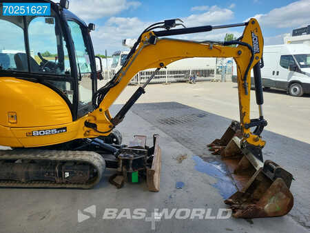 JCB 8025 ZTSL HAMMER + 3X BUCKET