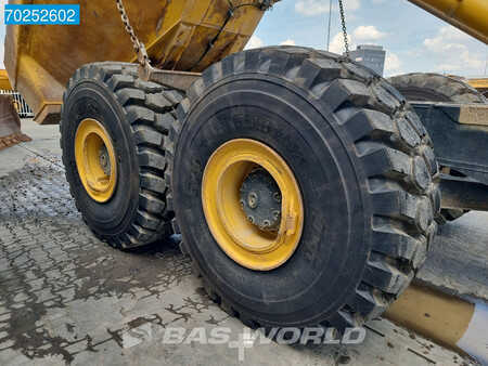 Dumpers articulados 2012 Komatsu HM400 -3 TAIL GATE (17)