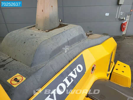 Volvo L120 H CDC - GOOD L5 TYRES