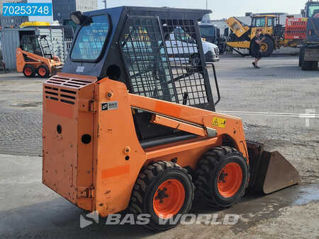 Kolové nakladače 2016 Bobcat S70 (6)