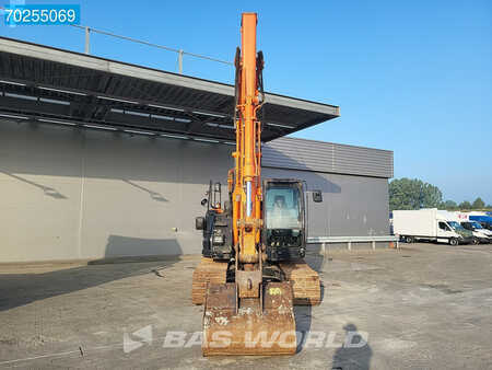 Hitachi ZX135 US-6